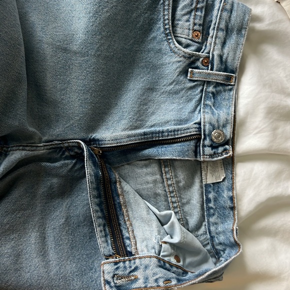 Custom Vintage Levi Straight Leg Jeans - Picture 4 of 8